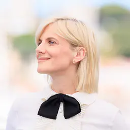 Photo de Mélanie Laurent · Crédits photo Martin Kraft · Wikimedia Commons