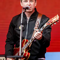 Photo de Noel Gallagher · Crédits photo Raph_PH · Wikimedia Commons
