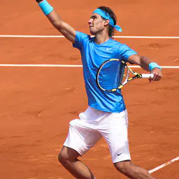Photo de Rafael Nadal · Crédits photo y.caradec · Wikimedia Commons