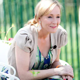 Photo de J.K. Rowling · Crédits photo Daniel Ogren · Wikimedia Commons