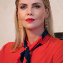 Photo de Charlize Theron · Crédits photo Fuzheado · Wikimedia Commons