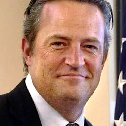 Photo de Matthew Perry · Crédits photo Valerie Jarrett / @vj44 via X (Twitter) · Wikimedia Commons