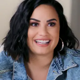 Photo de Demi Lovato · Crédits photo Ashley Graham · Wikimedia Commons