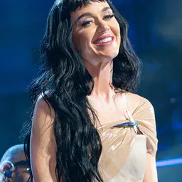 Photo de Katy Perry · Crédits photo Raph_PH · Wikimedia Commons