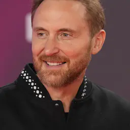 Photo de David Guetta · Crédits photo Junta de Andalucía · Wikimedia Commons