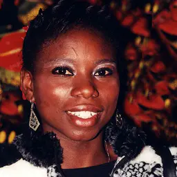 Photo de Surya Bonaly · Crédits photo John Mathew Smith &amp; www.celebrity-photos.com from Laurel Maryland, USA · Wikimedia Commons