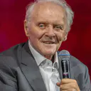 Photo de Anthony Hopkins · Crédits photo Omar David Sandoval Sida · Wikimedia Commons