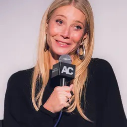 Photo de Gwyneth Paltrow · Crédits photo Kevin Paul · Wikimedia Commons